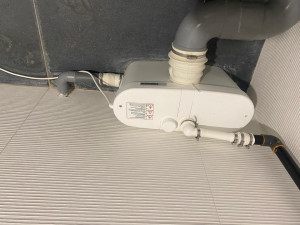 Photo de galerie - Installation sanibroyeur