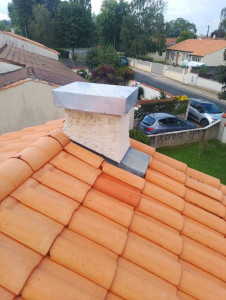 Photo de galerie - Rebouchage cheminée en zinc