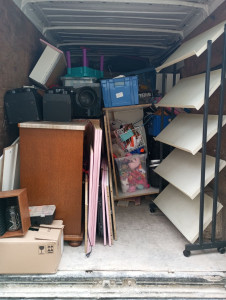 Photo de galerie - Chargement meuble 