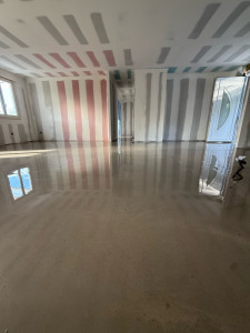 Photo de galerie - Réalisation de placo, bande et reagreage 