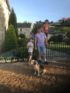 Photo de galerie - Babysitting ! 