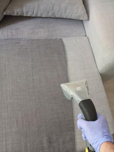 Photo de galerie - Nettoyage canapé ? 