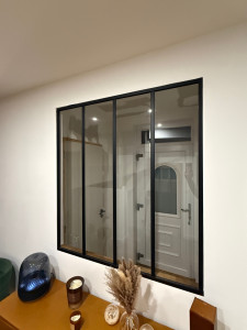 Photo de galerie - Pose d’une verrière  