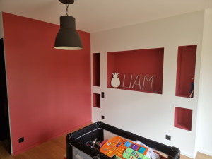 Photo de galerie - Préparation des murs (ponçage, rebouchage) et application de 2 couches de peinture