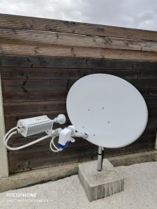 Photo réalisation - Installation électrique - Moustik Z. - Laroque-des-Albères : Reception Internet par satellite installation et réglage de votre matériel 