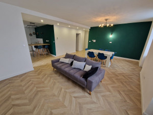 Photo de galerie - Pose de parquet flottant, électricité complète de l'appartement