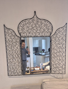 Photo de galerie - Accrochage d'objet au mur