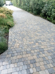 Photo de galerie - Pose de pavés autobloquant sur 120m2