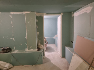 Photo de galerie - Placo mur , plafond,  installation des portes 