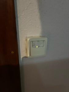 Photo de galerie - Installation visiophone connecté