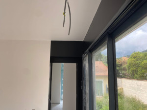 Photo de galerie - Peinture maison en fin de construction .(Bandes,Ponçage,Enduits,Peinture) 