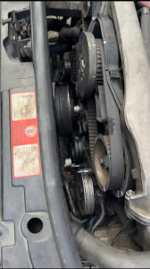 Photo de galerie - Remplacement du kit accessoires et du carter de distribution sur A6 2.5 TDI