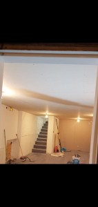 Photo de galerie - Création plafond placo plâtre avec électricité terminée pour client st etienne sous sol