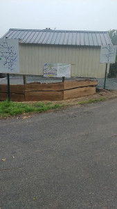 Photo de galerie - Arrachage de haie 
pose de panneaux bois 