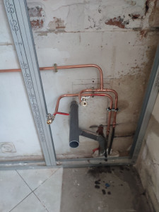 Photo de galerie - Travaux de plomberie. réfection arrivée d'eau chaude et froide cuisine + lave vaisselle 