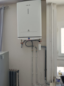Photo de galerie - Installation chauffe eau extra plat.