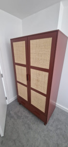 Photo de galerie - Armoire à Deux Portes avec Cannage