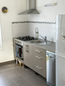 Photo de galerie - Installation cuisine + crédence en carrelage 