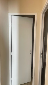 Photo de galerie - Peinture des portes plus encadrement 