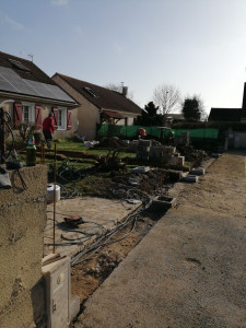 Photo de galerie - Début, travaux de la clôture...