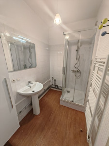 Photo de galerie - Rénovation salle de bain 