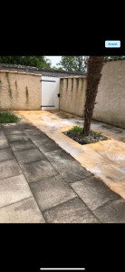 Photo de galerie - Nettoyage dallage avant après