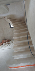 Photo de galerie - Escalier voûte sarrazine en habillage pierre