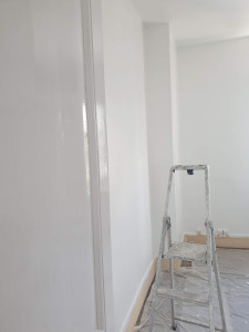 Photo de galerie - 15 ans d’expérience dans la peinture et rénovation intérieure.
Prix très corrects et adaptés à votre budget.
