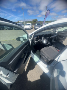 Photo de galerie - Nettoyage un Volkswagen golf