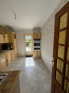 Photo de galerie - Pose de papier peint ( raccord et sans raccord ) peinture plafond, peinture glycérol.