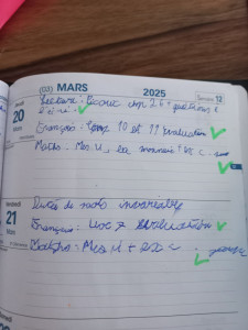 Photo de galerie - Séance de soutien scolaire avec aide aux devoirs