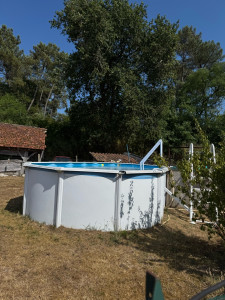 Photo de galerie - Montage escalier amovible + entretien piscine et conseil 