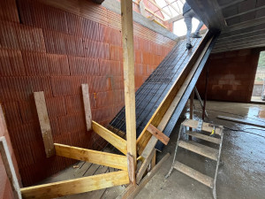 Photo de galerie - Réalisation d’un escalier en béton 