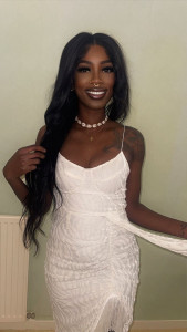 Photo de galerie - Pose tissage et makeup léger 