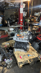 Photo de galerie - Assemblage et montage d’un nouveau moteur