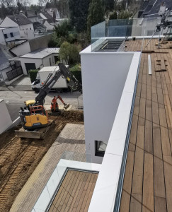 Photo de galerie - Terrasse moso bambou sur plot télescopique .
- Fixation invisible par clips 