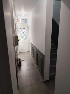 Photo de galerie - Mise en peinture des murs et de ma création de cadre types ousmanien 