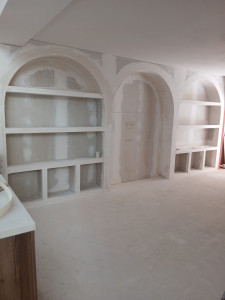 Photo de galerie - Rangement en arches  en Placo de plâtre 
