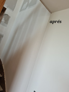 Photo de galerie - Ratissage lissage vieux mur platres