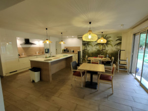 Photo de galerie - Pose cuisine+ tapisserie + elec et plomberie 