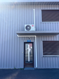 Photo de galerie - Installation d’un bis Split pour climatisé deux bureaux 