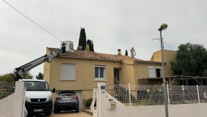 Photo de galerie - Travaux effectués avec nacelle nettoyage toiture 
