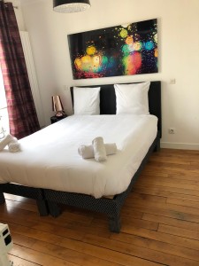 Photo de galerie - Je dresse les lits aussi 