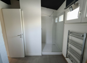 Photo de galerie - Peinture, carrelage, électricité, plomberie, rénovation complète