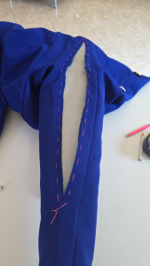 Photo de galerie - Retouches vêtements, rideaux... 