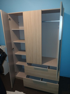 Photo de galerie - Un placard C’discount 