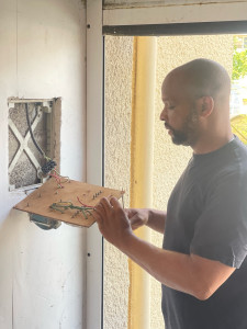 Photo de galerie - Remplacement de prise électrique 