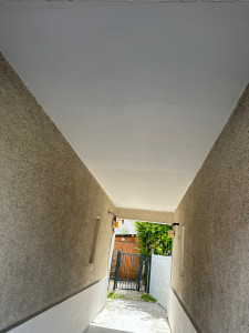 Photo de galerie - Pose de toile, plus peinture finition sur plafond 