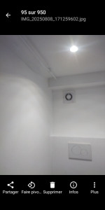 Photo de galerie - Mise en peinture avec mise en place extracteur d'air 