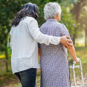 Photo de galerie - J'accompagne les personnes dans leur quotidien 
